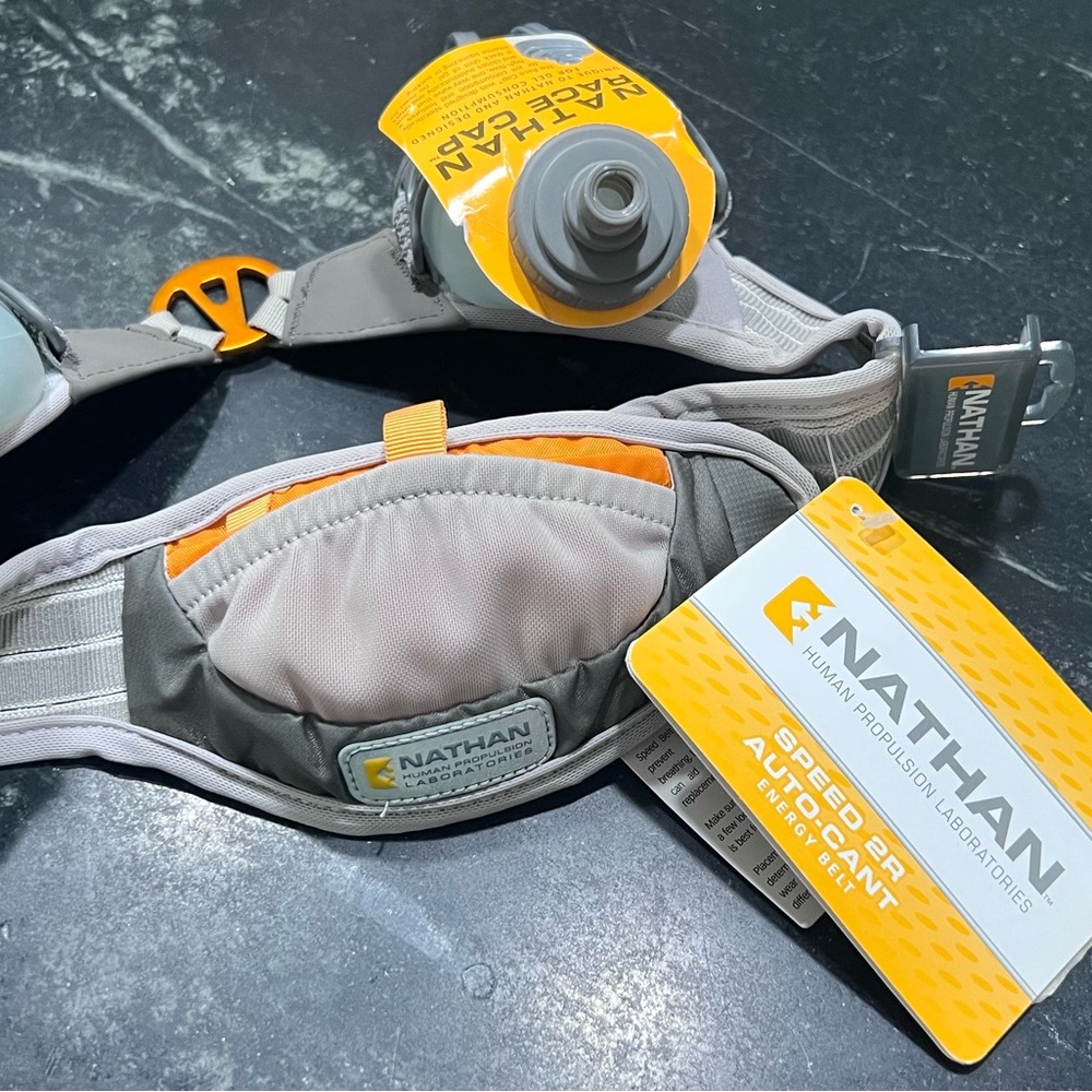 NWT - Nathan Speed 2X Auto-Adj Energy Belt